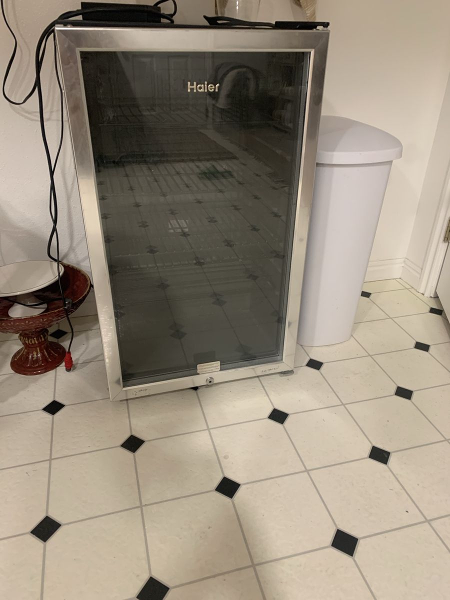 Haier Glass Door Mini Refrigerator / Beverage Cooler