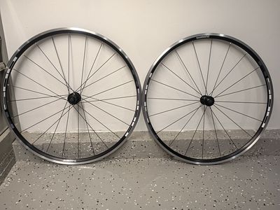 Shimano WH-R500 rim brake road bike quick release 700c wheelset 130 100