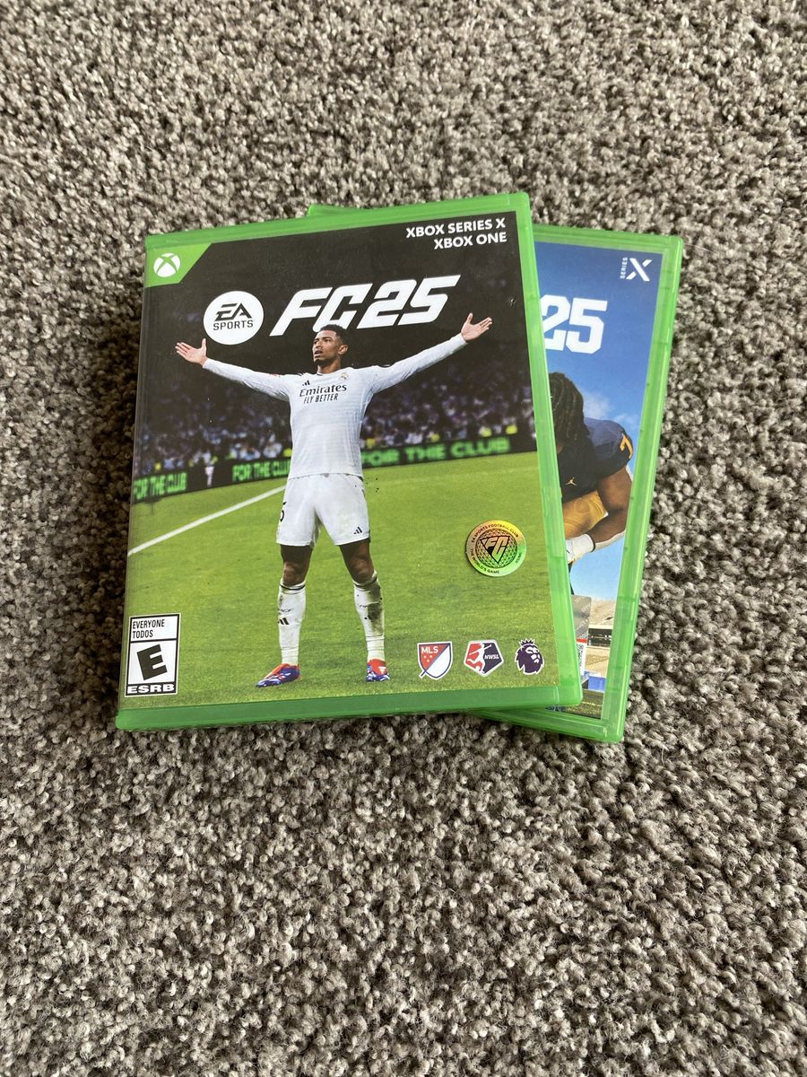 FC 25 and College Football 25 Xbox games