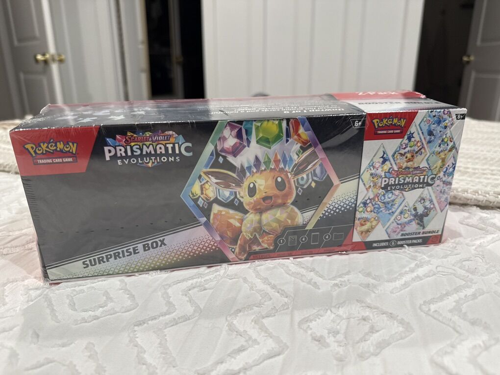 Pokemon Prismatic Evolion And Booster Bundle