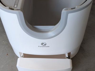 Self Cleaning Cat Litter Box
