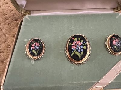 Petti-Pointe Pin and Earring Vintage Set - 1950's