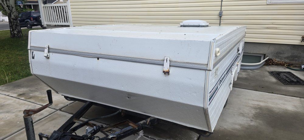 Palomino pop up trailer