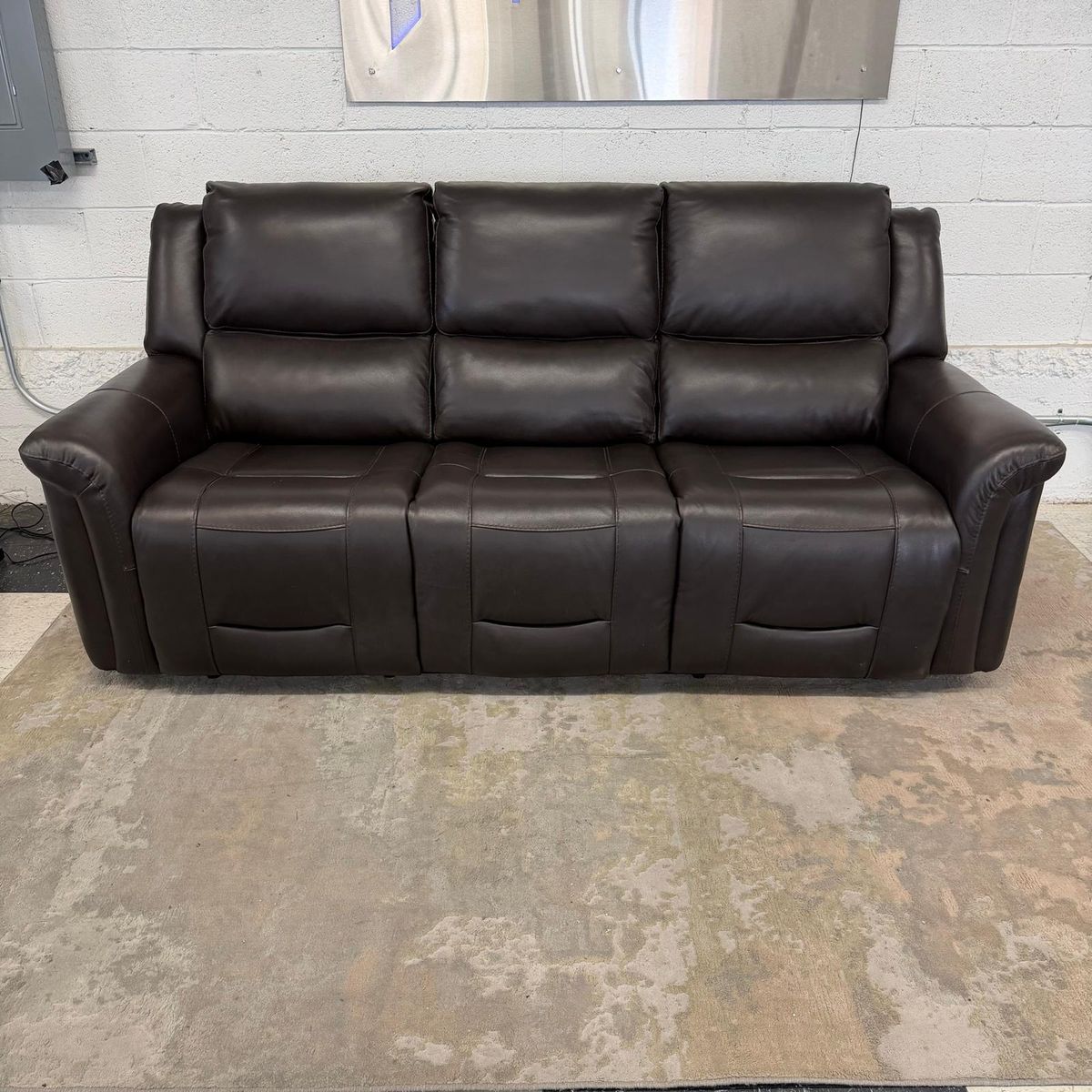 COSTCO ALBA LEATHER POWER RECLINING SOFA W/ ADJUSTABLE HEADRESTS!!