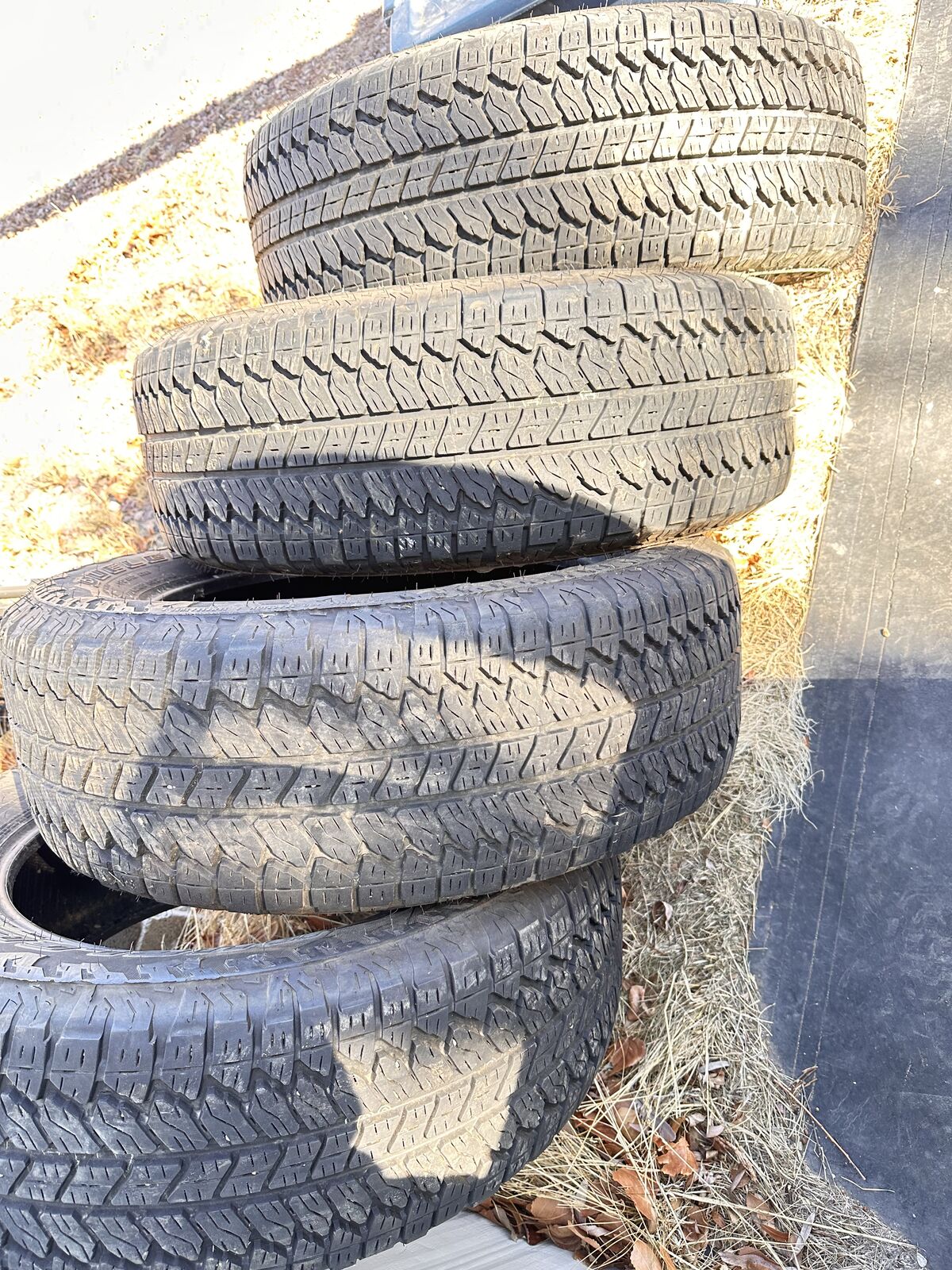 4-LIGHT DUTY TRUCK/SUV TIRES