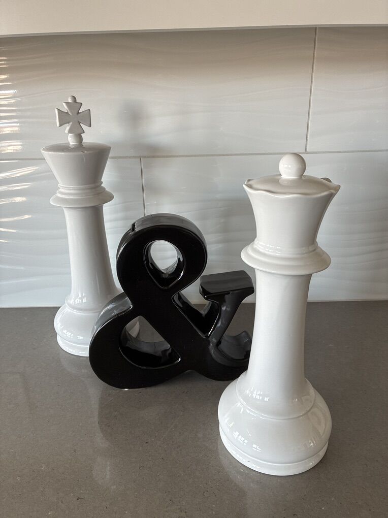 Z Gallerie Large Ceramic King & Queen Chess Pieces