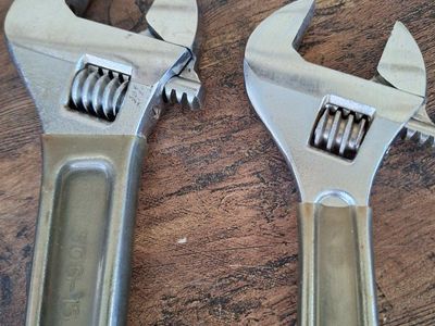 Pair of Adjustable Wrenches - Klein 506-15 & 506-12 - Good Condition Hand Tools