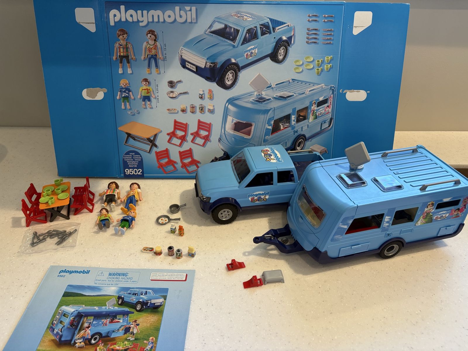 Playmobil 9502 FunPark Pickup with Camper