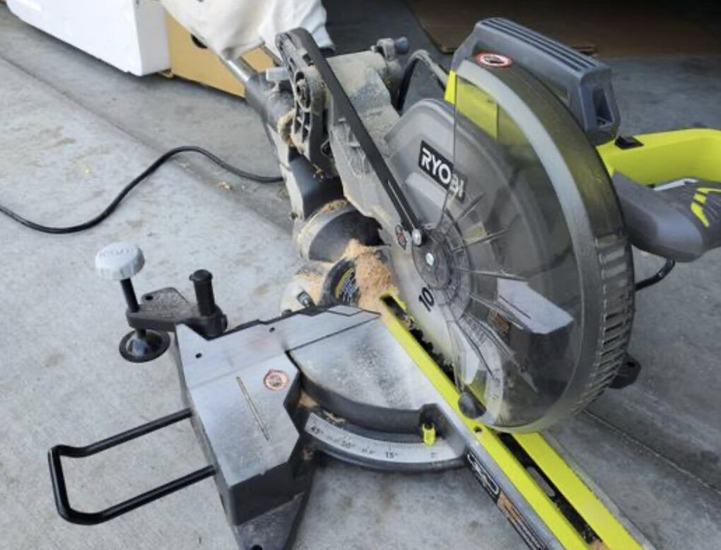 Ryobi 10 Sliding Compound Mitre Saw