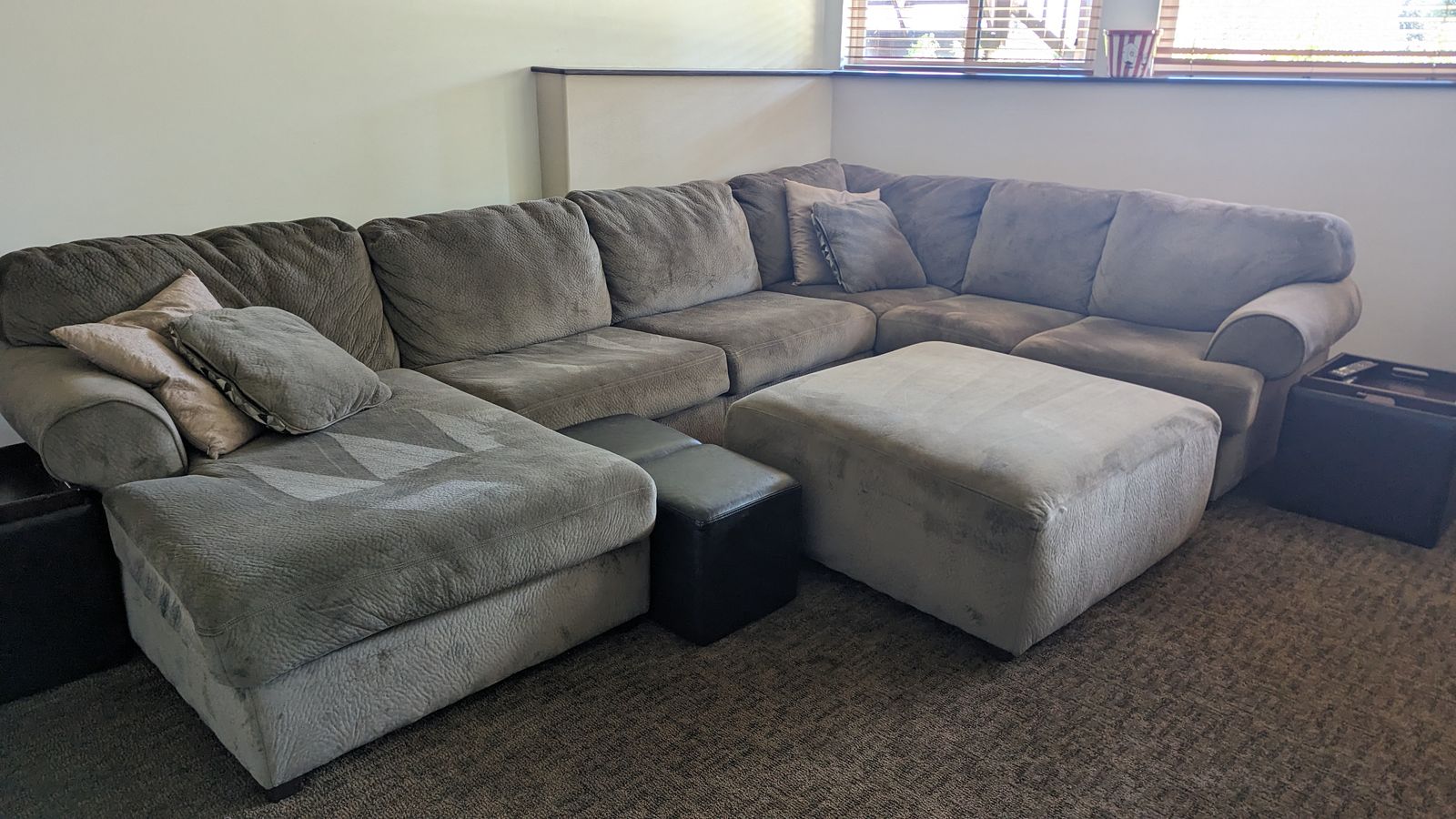 Couch. Modular comfortable microfiber. green