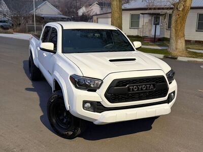 2016 Toyota Tacoma TRD Sport