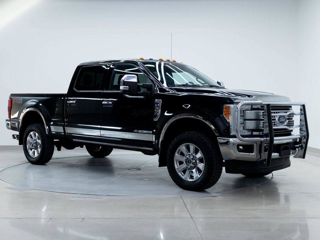 2017 Ford F-350 Super Duty Platinum