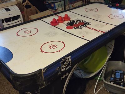 Hockey table