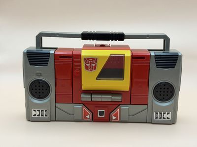 Vintage Transformers G1 Blaster Action Figure - Classic Autobot Cassette Player Toy 1984