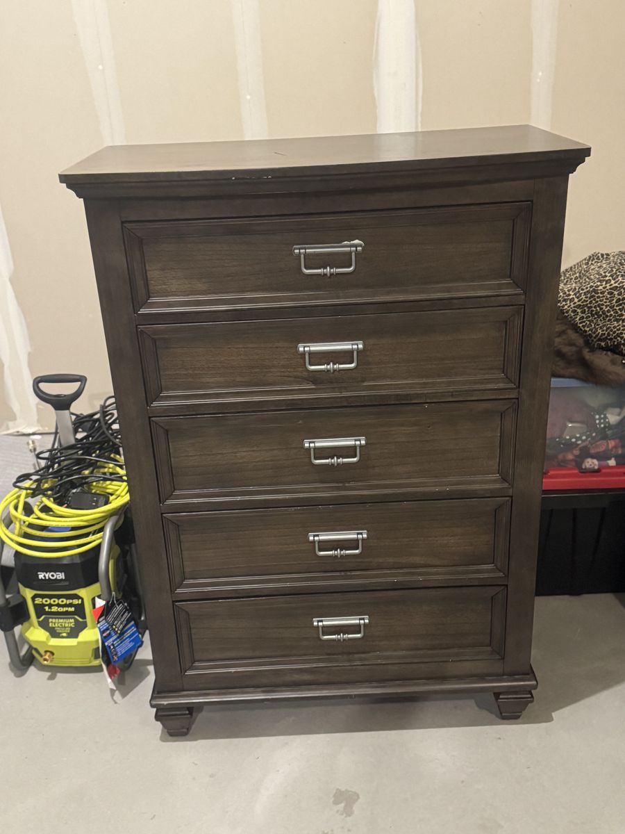 Wooden Dresser Set (2 matching dressers with mirror attachment)