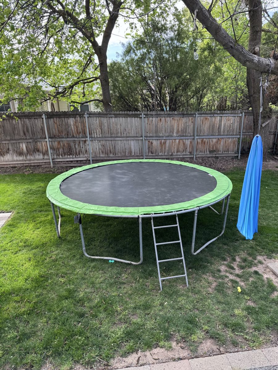 Trampoline 12 Ft