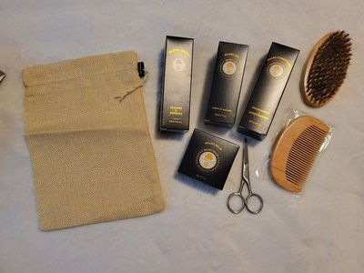Xikezan beard care and grooming kit - BRAND NEW