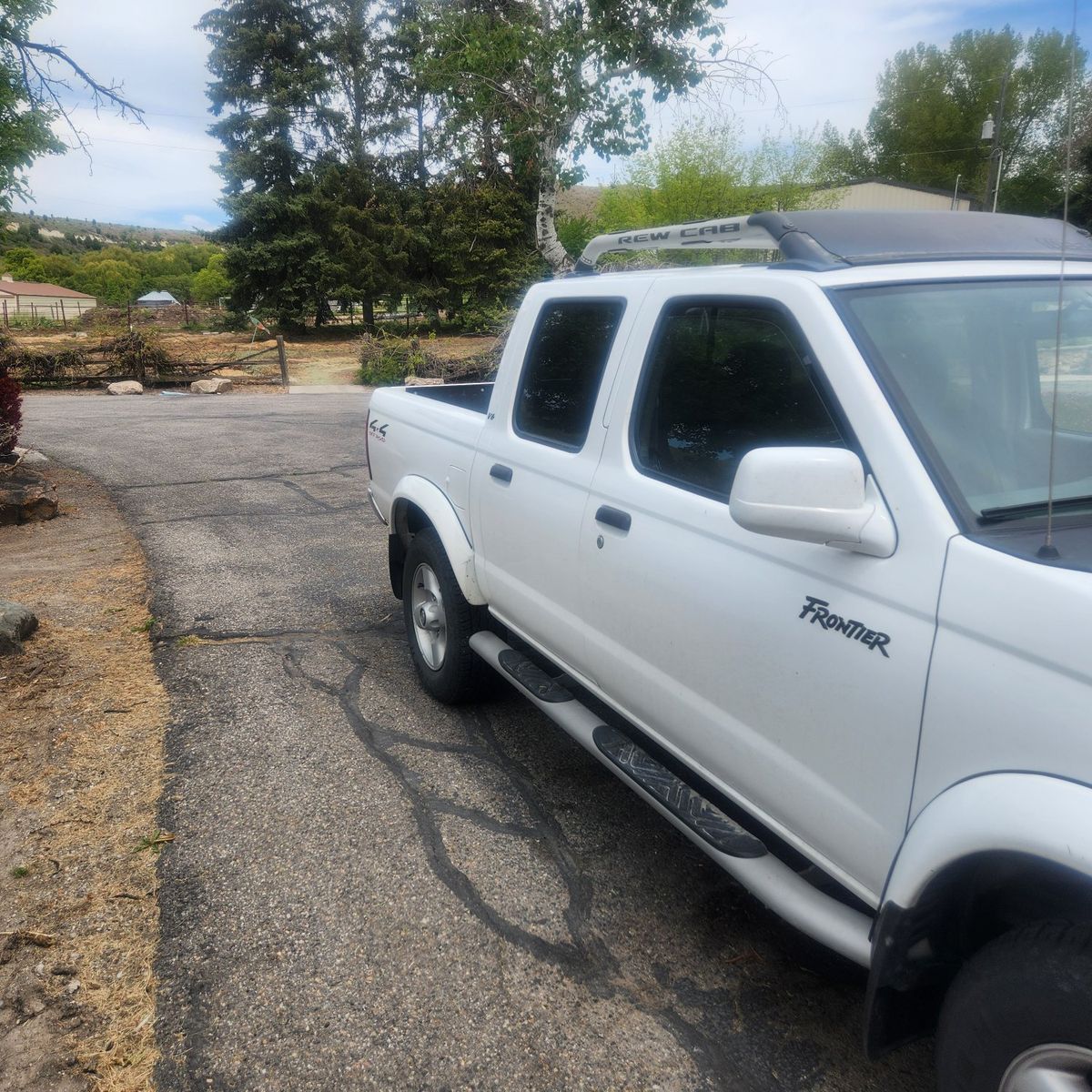 2000 Nissan Frontier 