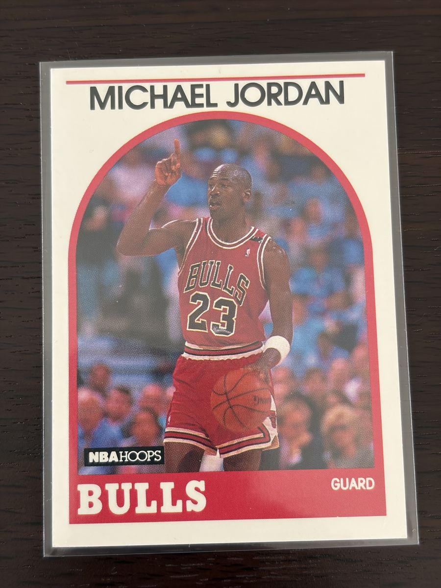 Michael Jordan 1989 NBA Hoops Chicago Bulls Basketball Card #200 Guard - Collectible