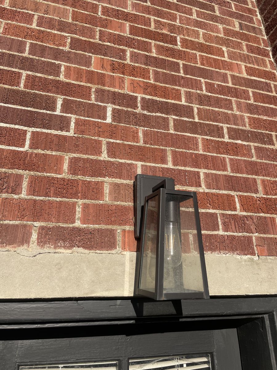 Exterior lights (2)