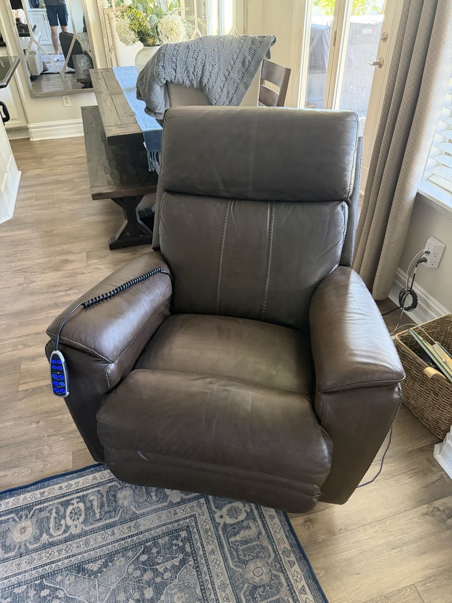 Lazy Boy Leather Recliner with Heat