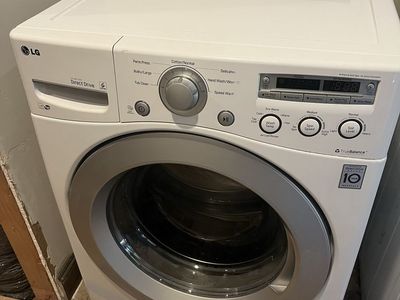 LG front Load Washer/dryer