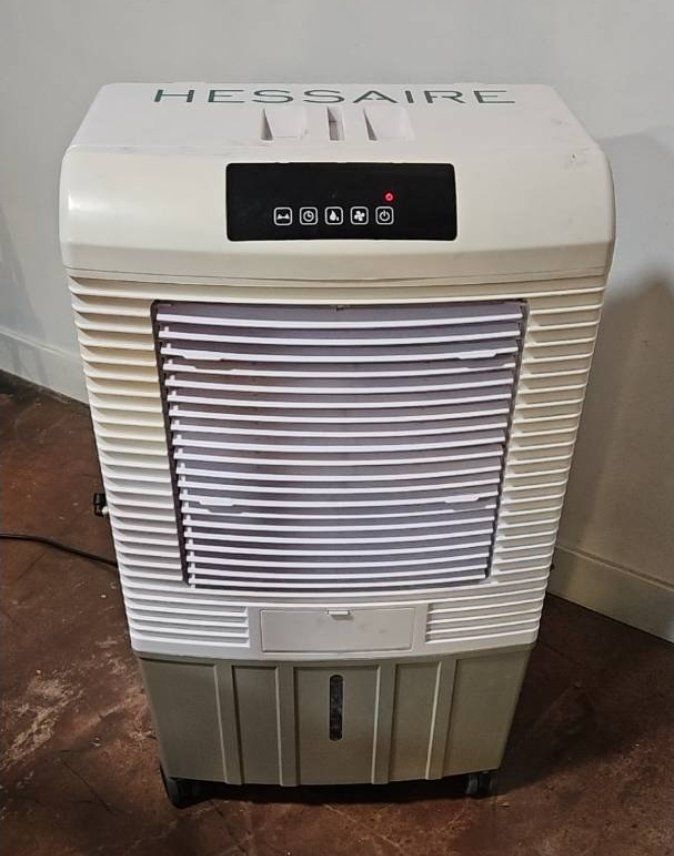Hessaire MC26A Portable Swamp Cooler - 2100 CFM