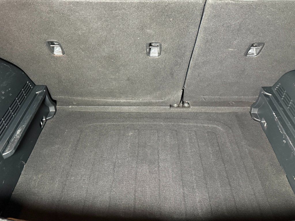 Main image 21