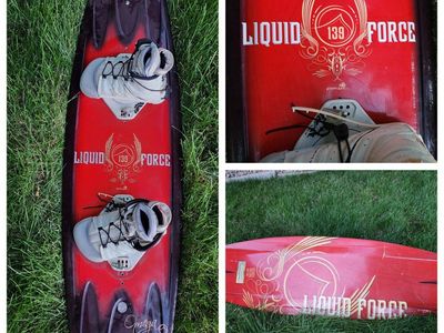 Liquid Force Omega 139 Wakeboard w/ Bindings