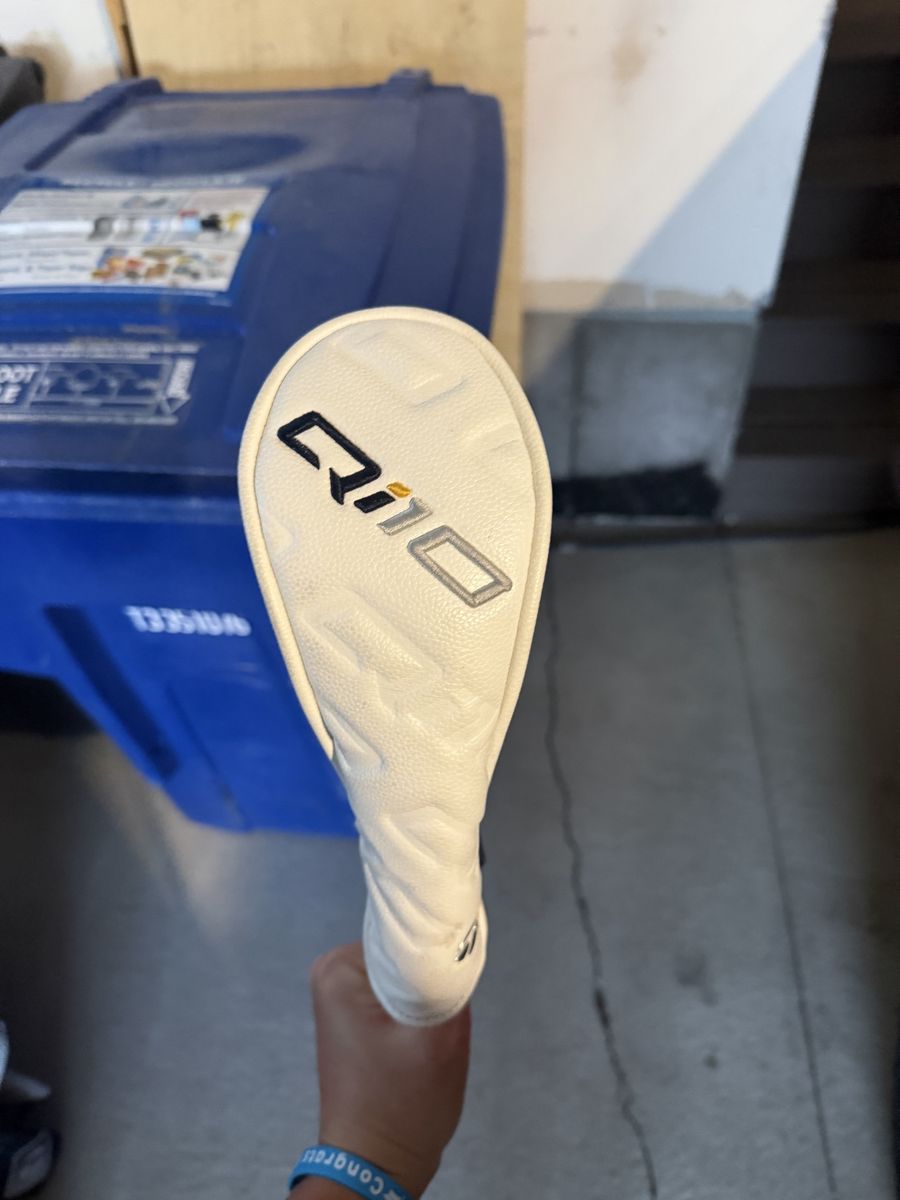 Taylormade QI10 hybrid