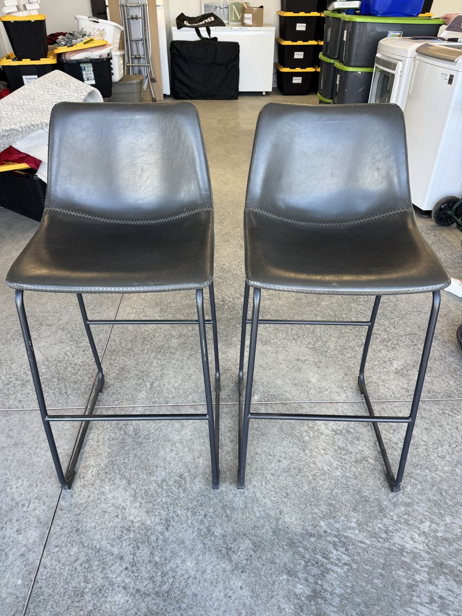Barstool Set