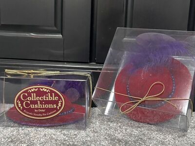 Dritz Collectible Red Hat Pin Cushions