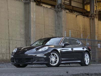 2014 Porsche Panamera 4S Executive