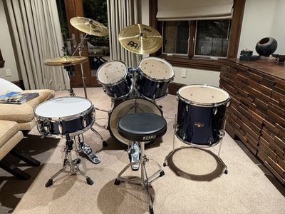 Tama Imperialstar 5-Piece Complete Drum Set with Meinl HCS Cymbals