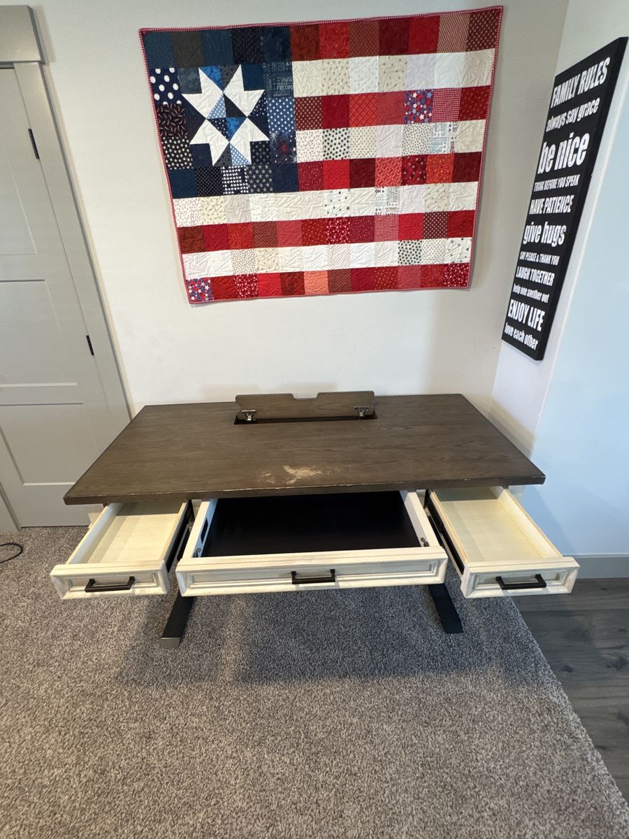 Adjustable Desk