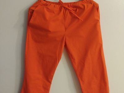 2 Scrubs (orange & purple)