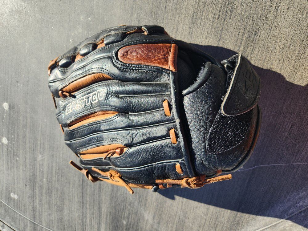 RH Easton SP 1300 baseball glove