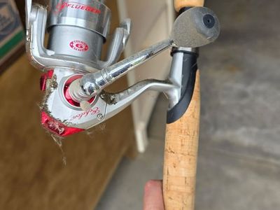 Pflueger Echelon IM-6 Graphite Spinning Fishing Rod & Reel Combo