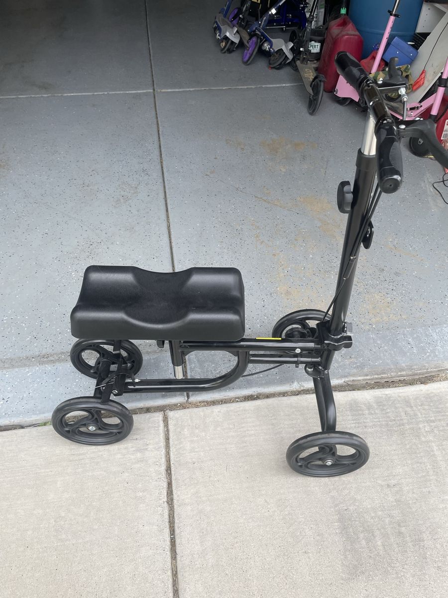 KneeRover Economy All Terrain Knee Scooter Walker with Crutch Alternative