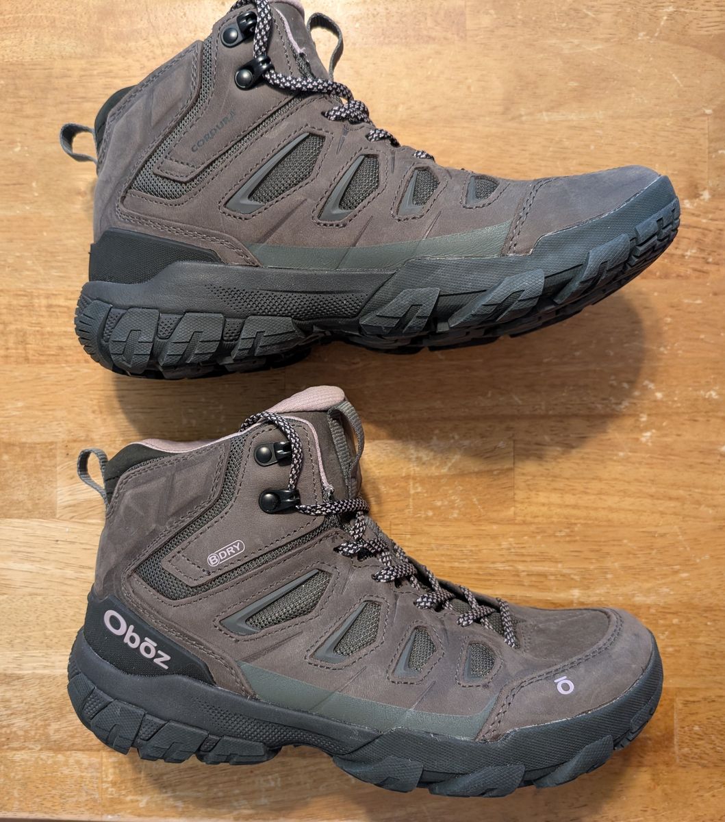 Oboz waterproof hiking boots women's size 8.5
