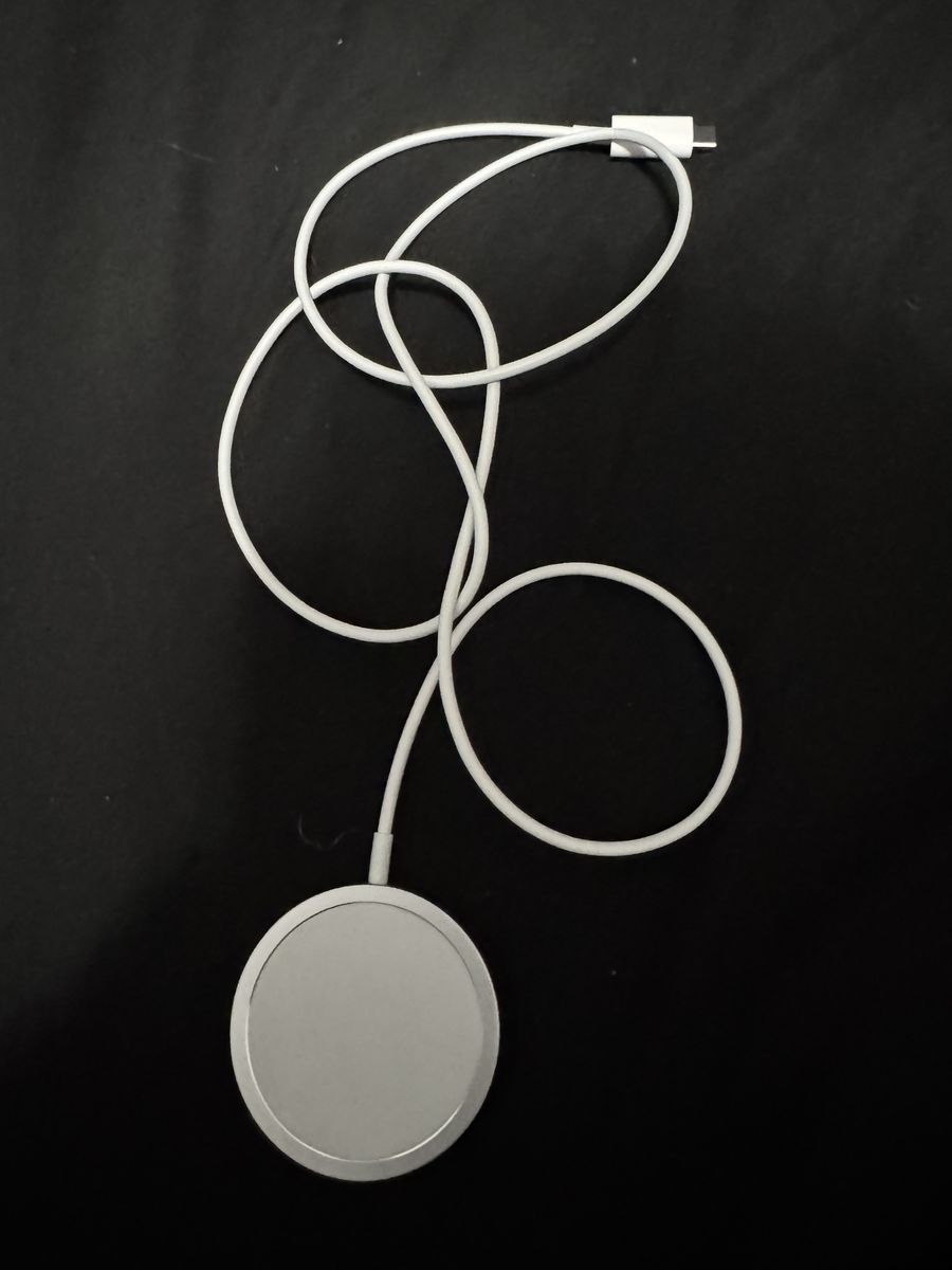 iphone Cordles Charger Original Apple Brand