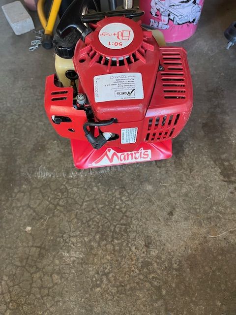 MANTIS TILLER MINI ROTOTILLER CULTIVATOR