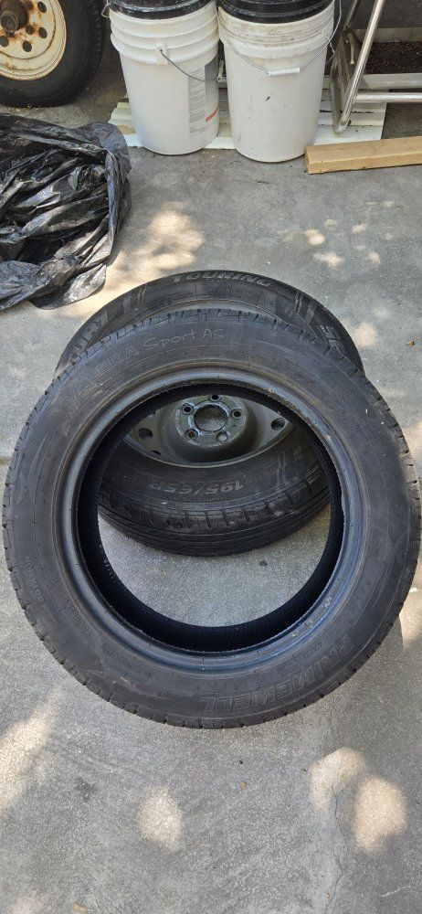 Primewell Valera Sport AS 205/55ZR16 91W All-Season Car Tire - Good Condition