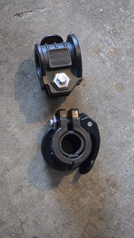 barbell clamps... 2