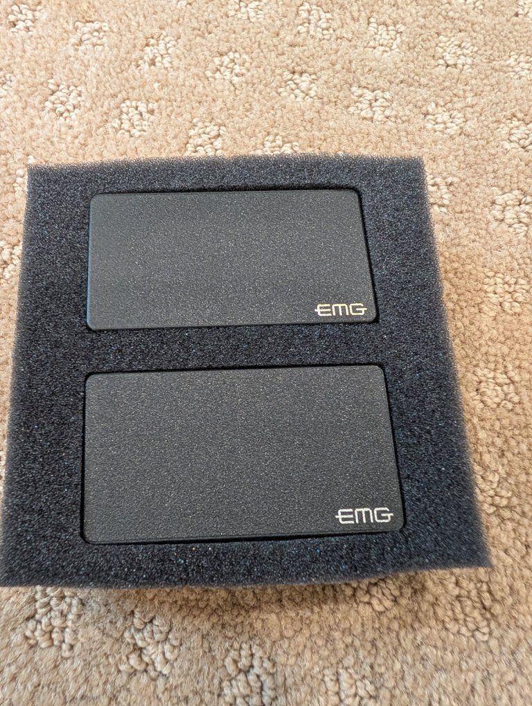 EMG 85/81 Active Pickups, Great Condition, Quick Connect, Everything Included.