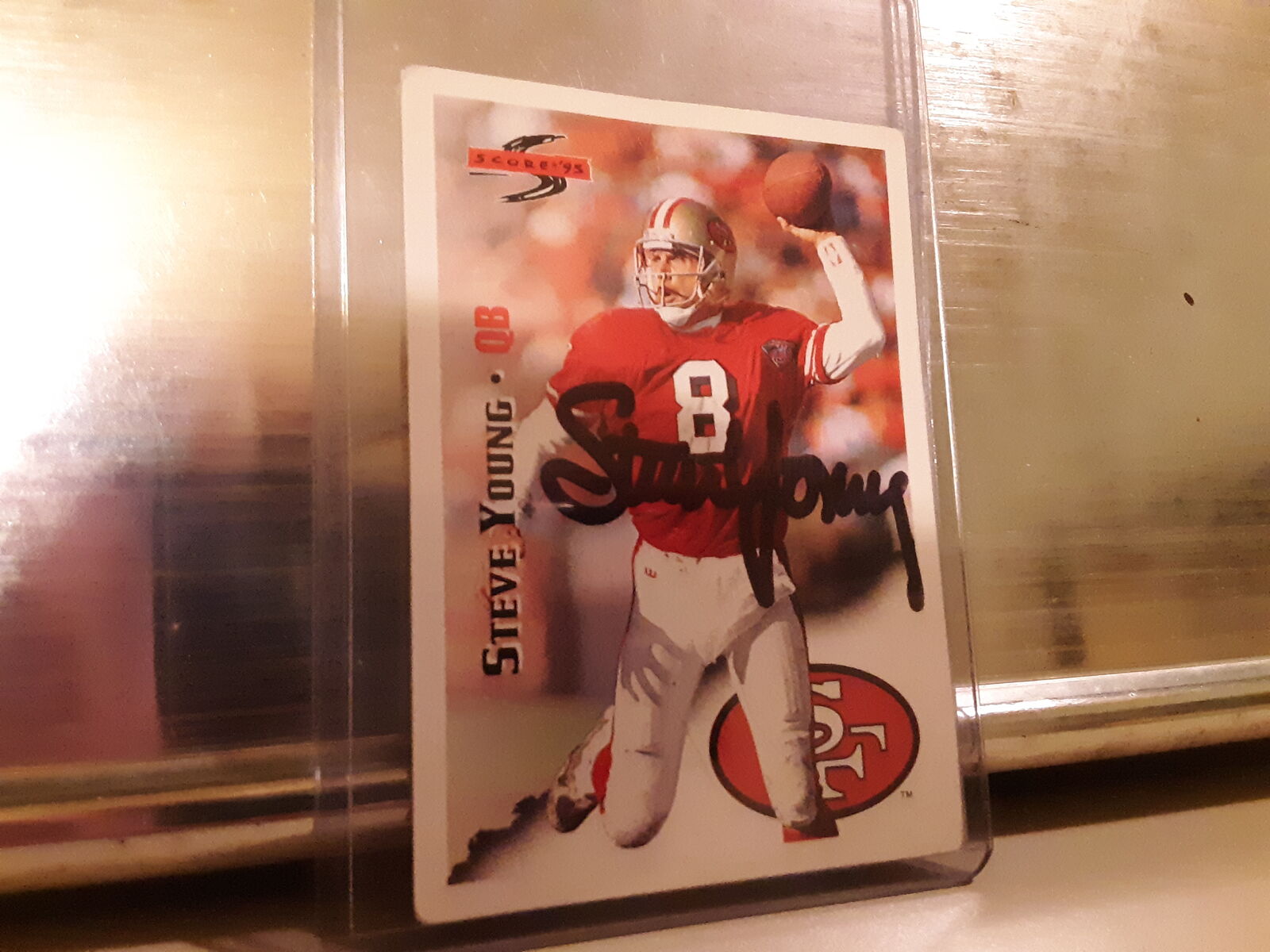 1995 Score Steve Young 1 Autographed Football Card