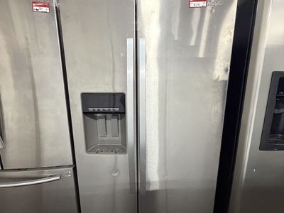 GOOD DEALS HERE! WHIRLPOOL SIDE BY SIDE FRIDGE