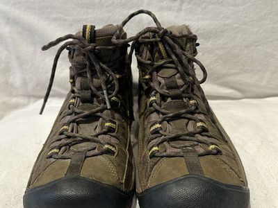 Keen men’s 8.5 leather/textile WP hiking boots