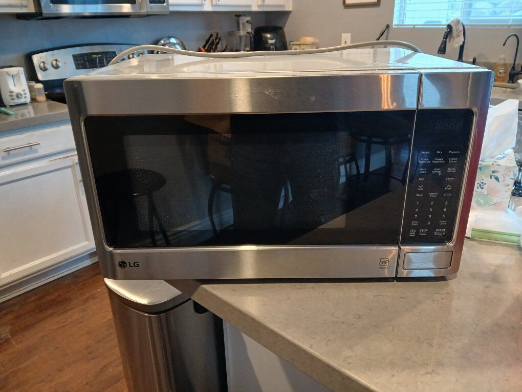 LG Microwave and Range Hood