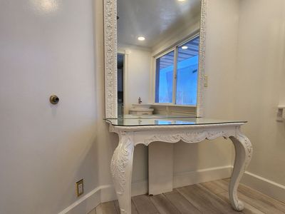 Beautiful.Custom-made,furniture 4 sale make offere